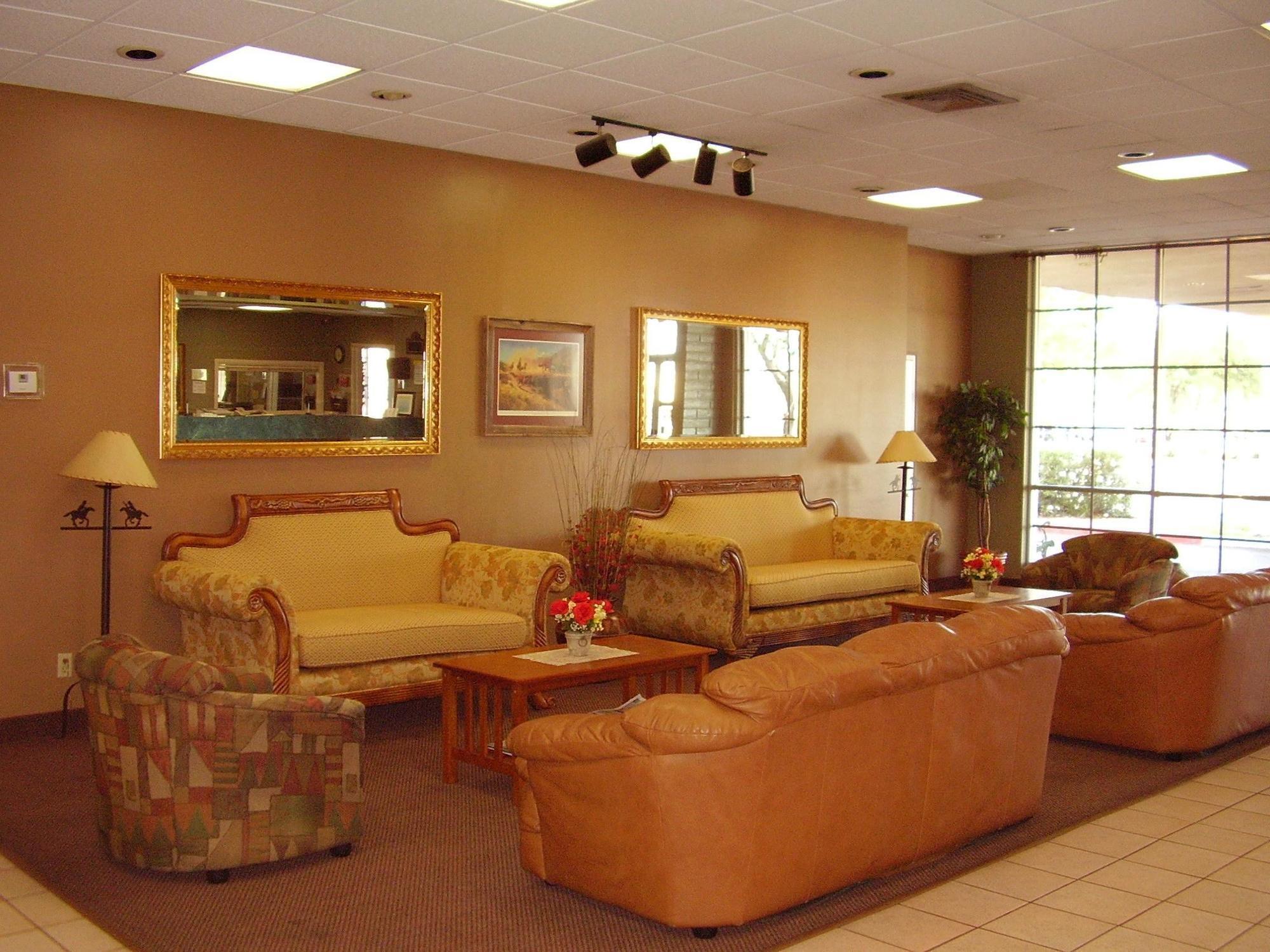 Vacation Inn Phoenix Exterior photo